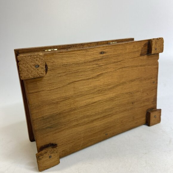 Carved Wood Hinged Trinket Jewelry Box Real Bird Feather Art Lid Vintage 5x7 - Picture 5 of 8